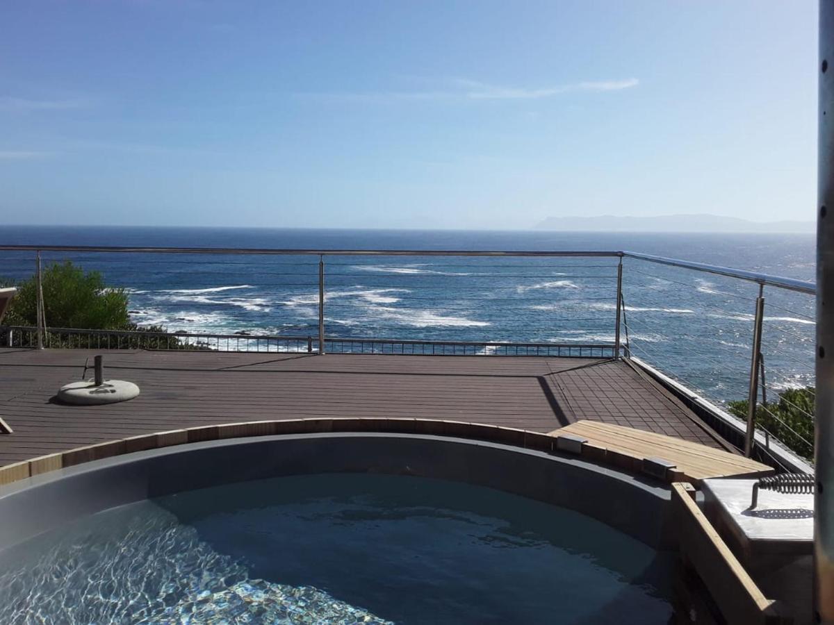Whale Huys Luxury Oceanfront Eco Villa Gansbaai Eksteriør bilde