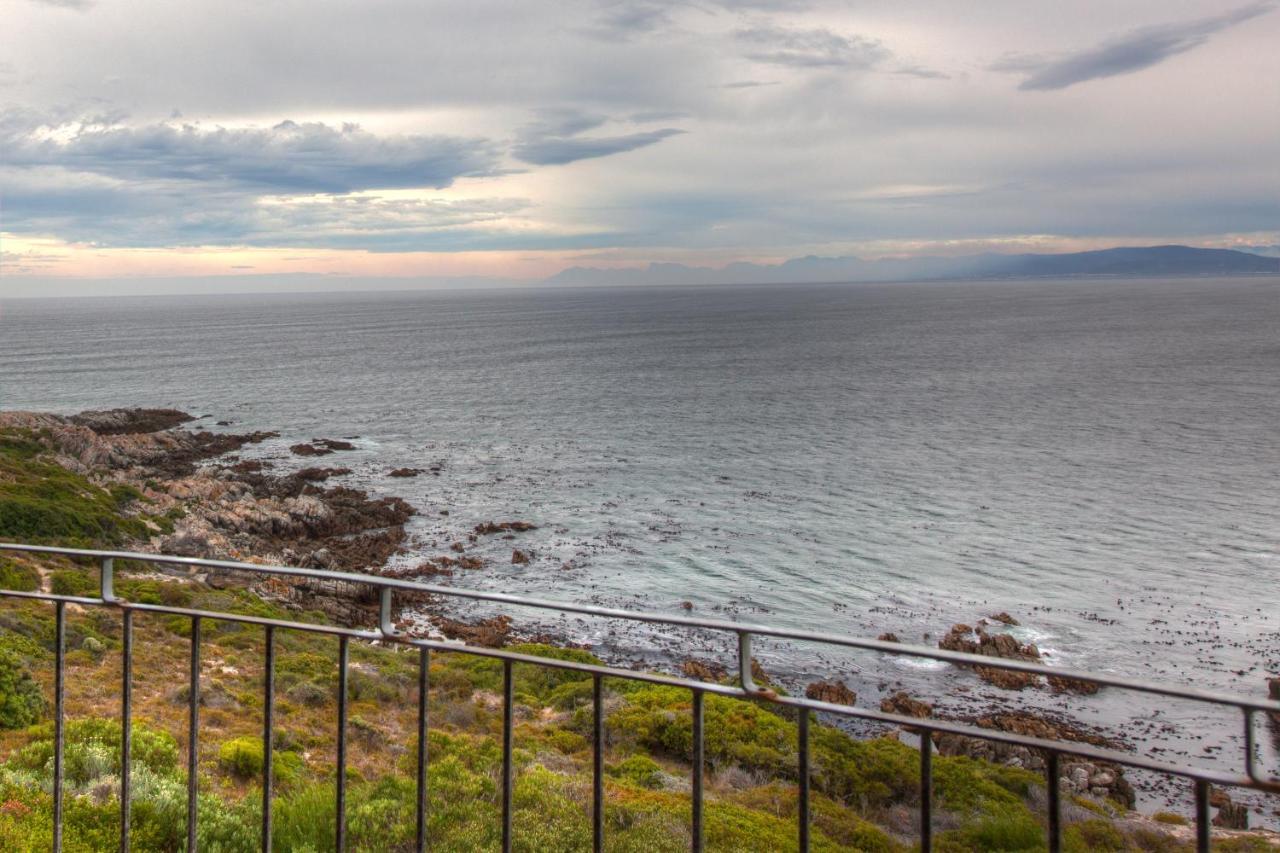 Whale Huys Luxury Oceanfront Eco Villa Gansbaai Eksteriør bilde