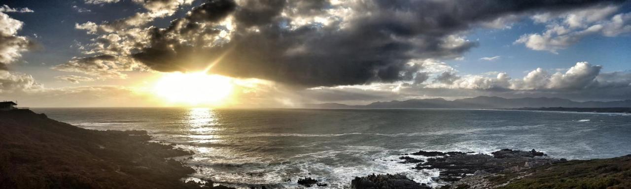 Whale Huys Luxury Oceanfront Eco Villa Gansbaai Eksteriør bilde